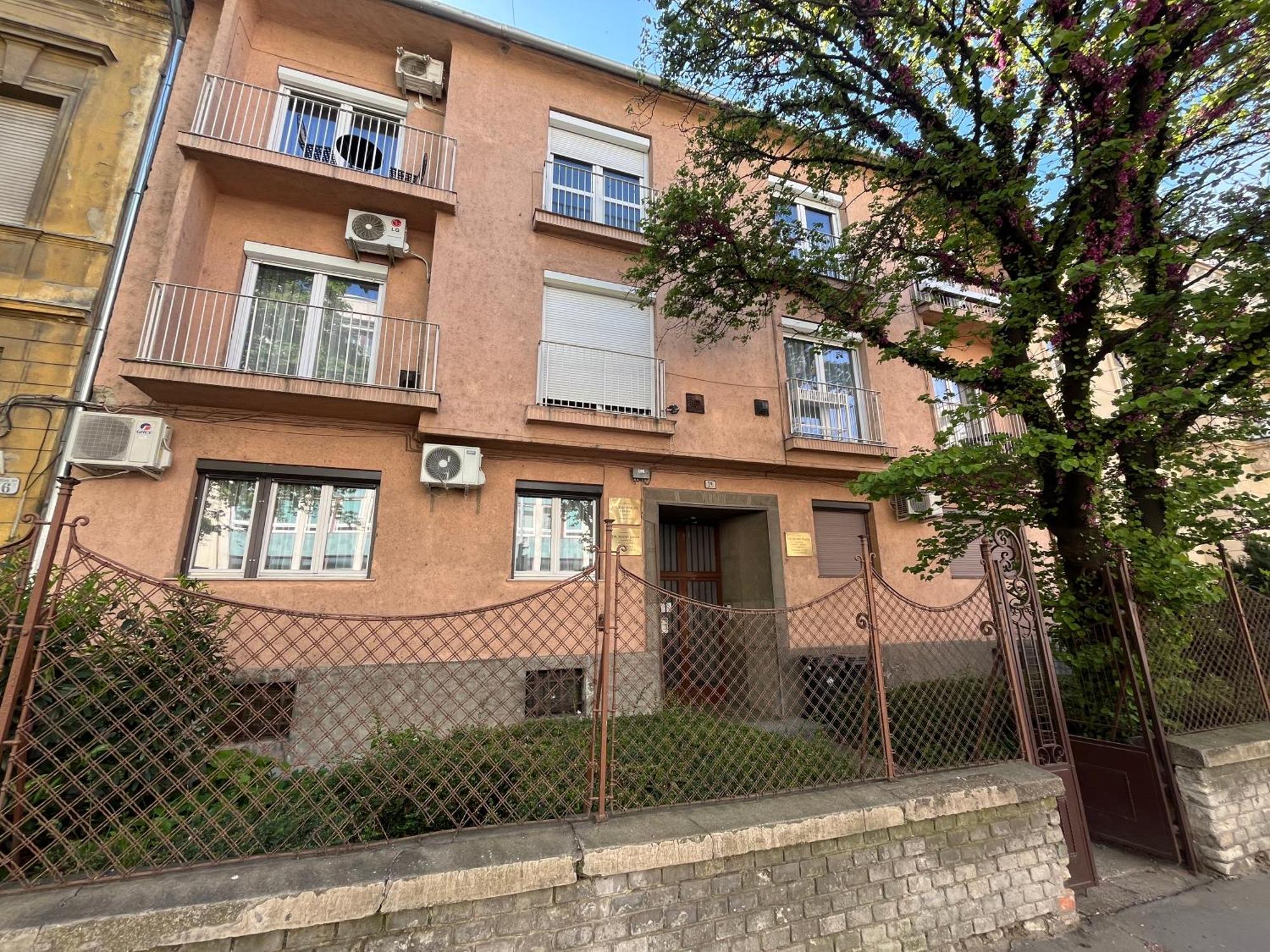 Moonlight Apartment Gyor Exterior photo